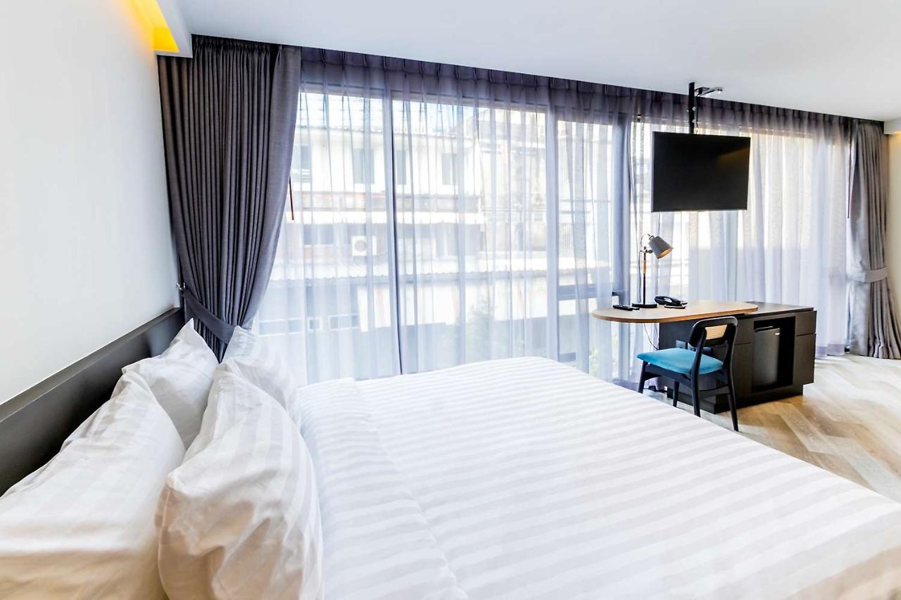 Seekers Finders Rama IV Hotel Surestay Collection By BW Bangkok Bagian luar foto